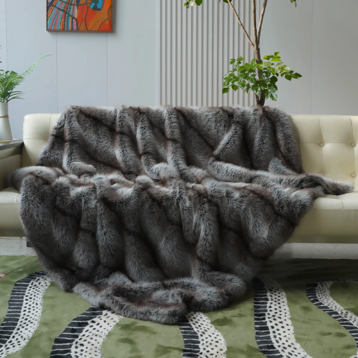 Luxusdecke | Flauschige Marshmallow-Faux-Variante