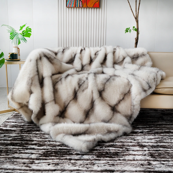 Luxusdecke | Flauschige Marshmallow-Faux-Variante