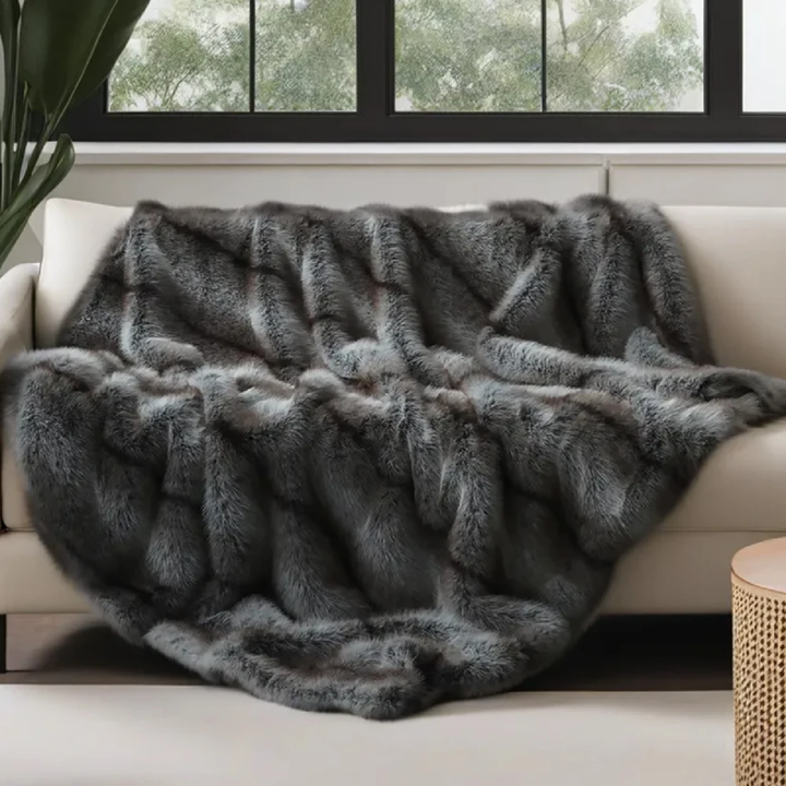 Luxusdecke | Flauschige Marshmallow-Faux-Variante