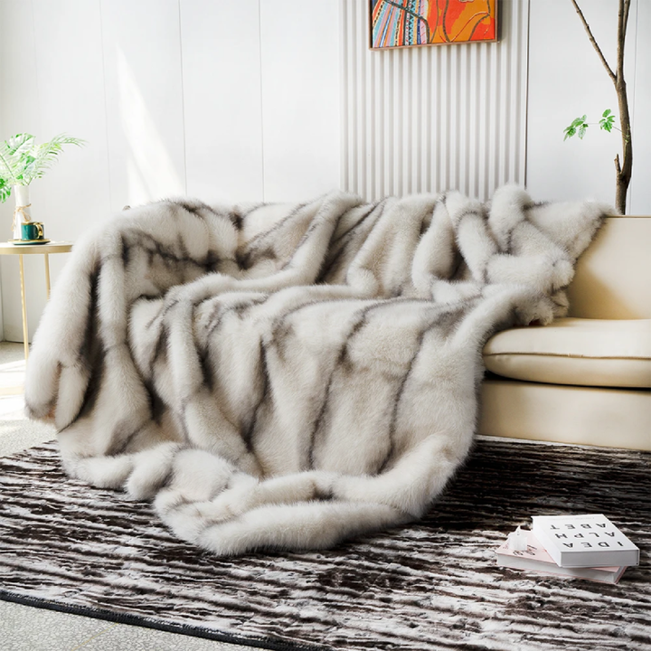 Luxusdecke | Flauschige Marshmallow-Faux-Variante