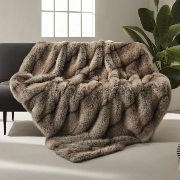 Luxusdecke | Flauschige Marshmallow-Faux-Variante