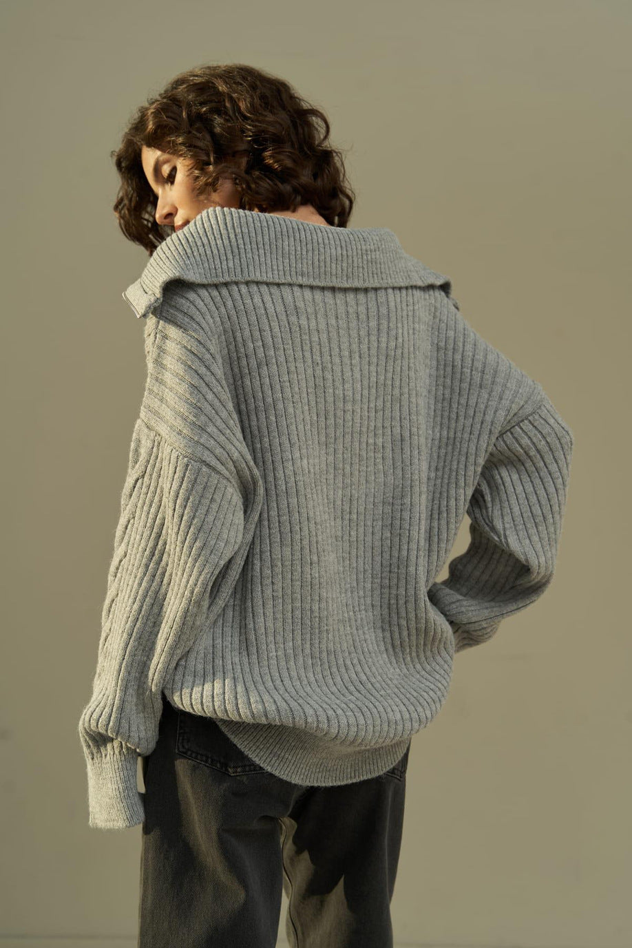Julia | Damenpullover mit halbem Reißverschluss oversized