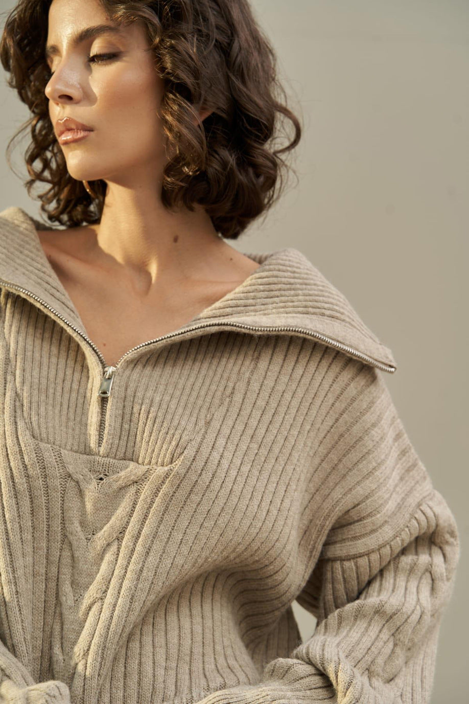 Julia | Damenpullover mit halbem Reißverschluss oversized