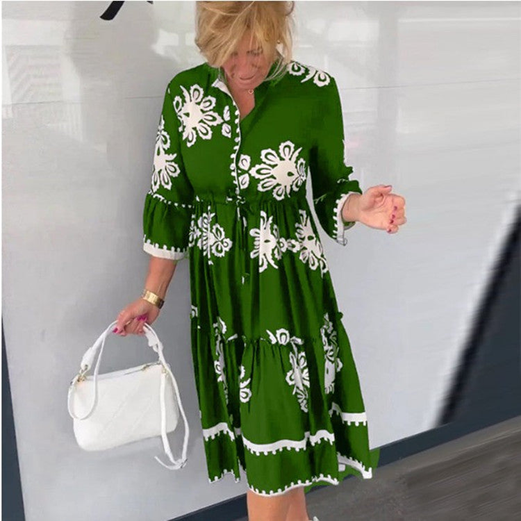Mona V-neck bedrucktes Kleid für elegante Sommermomente