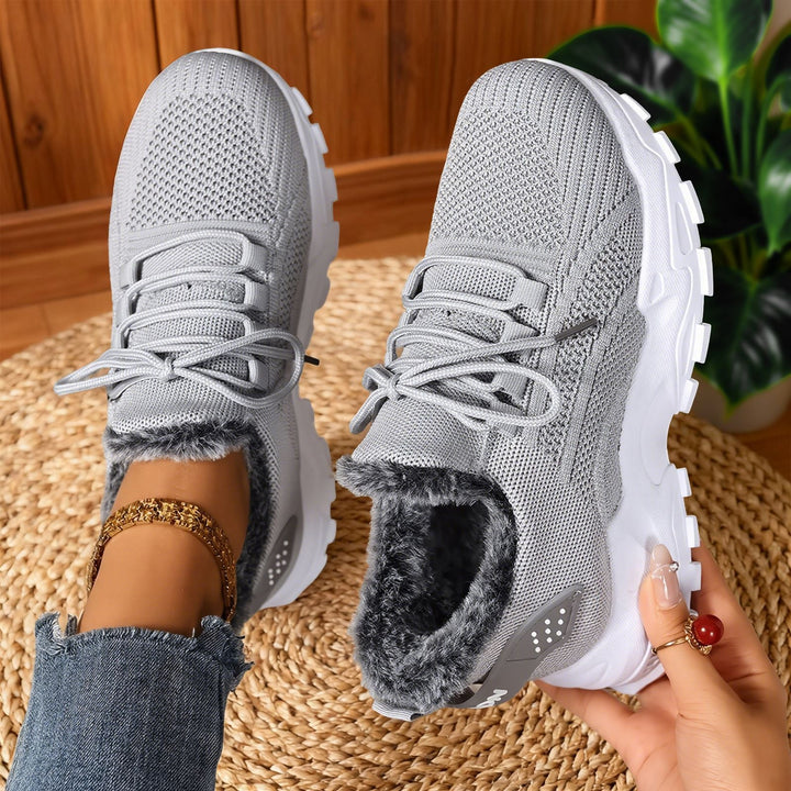 Amira | Fleece-Sneaker für Damen in trendigem Design