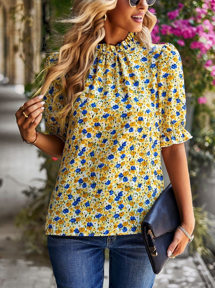 Lässiges Top mit Blumenmuster und Puffärmel