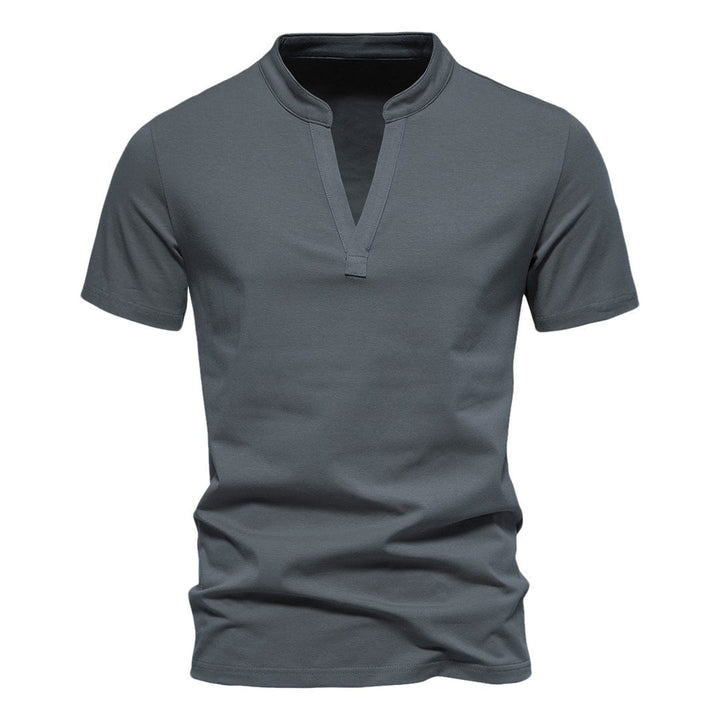 Elias | Trendiges V Shirt für stilvolle Herren