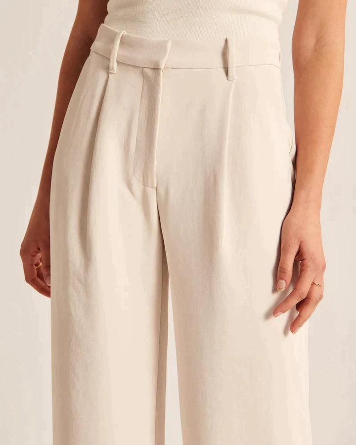Olivia Blaire Hosse | Classy en comfy für jeden Tag