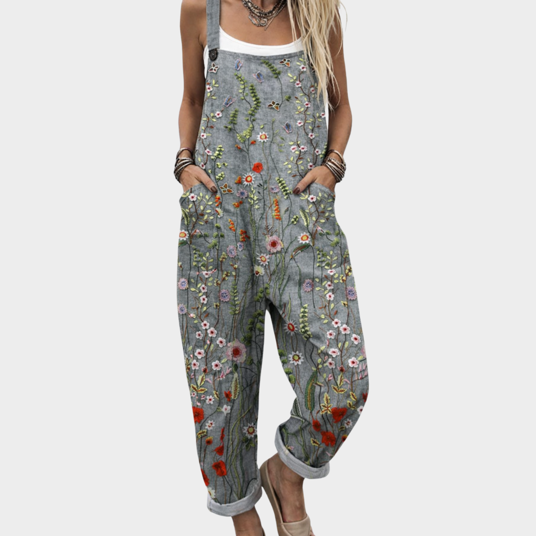 Amelia | Stylishe Damen Latzhose im lässigen Look