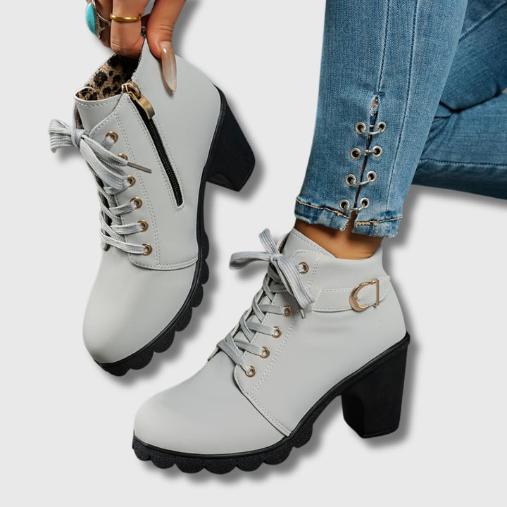 Isabell | Stylische Stiefel Damen mit modischen Details