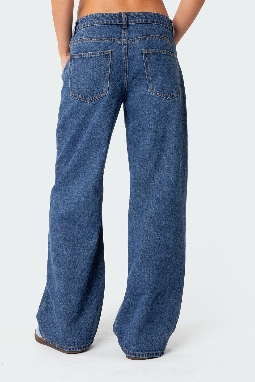 Paula | Moderne Damen-Low-Jeans im Retrostil