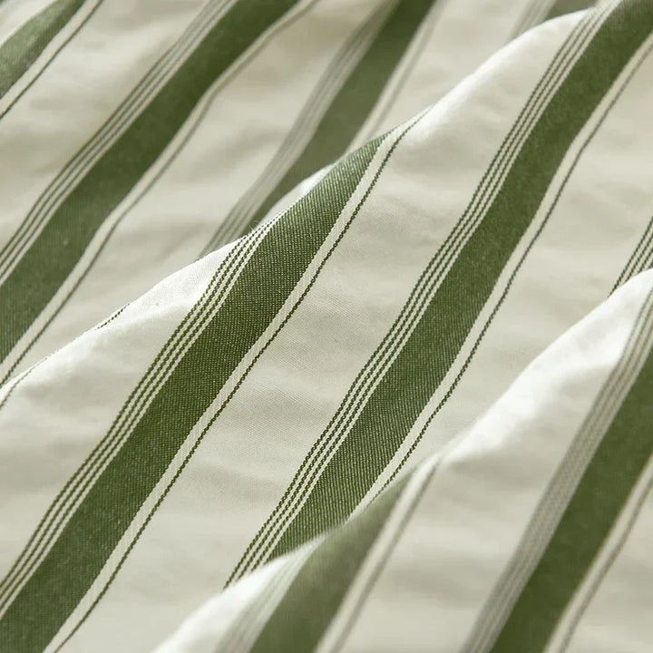 Latitude Stripes | Lässiges Button-Up in Übergröße