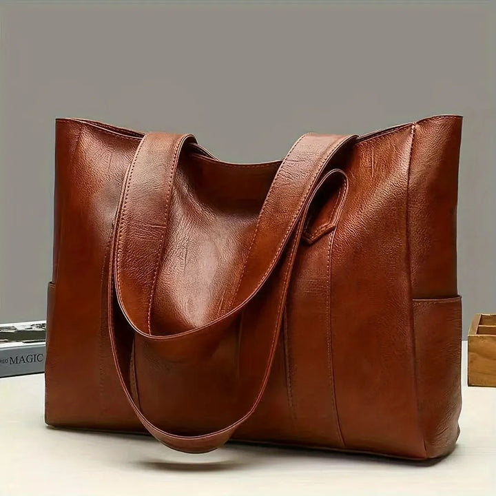 Martha | Ledertasche mit verstellbarem Schulterriemen
