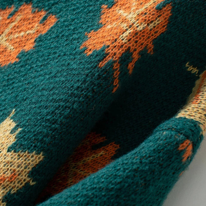 Herbstpullover | Kuschelig mit Laubmotiv – für gemütliche Stunden