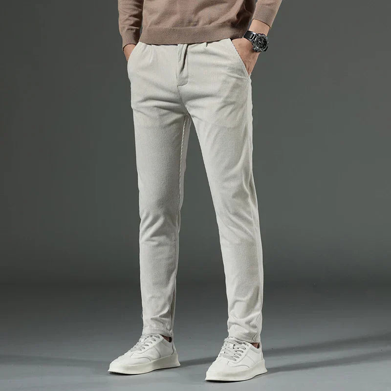Chester | Cordhose für Herren im modernen Schnitt