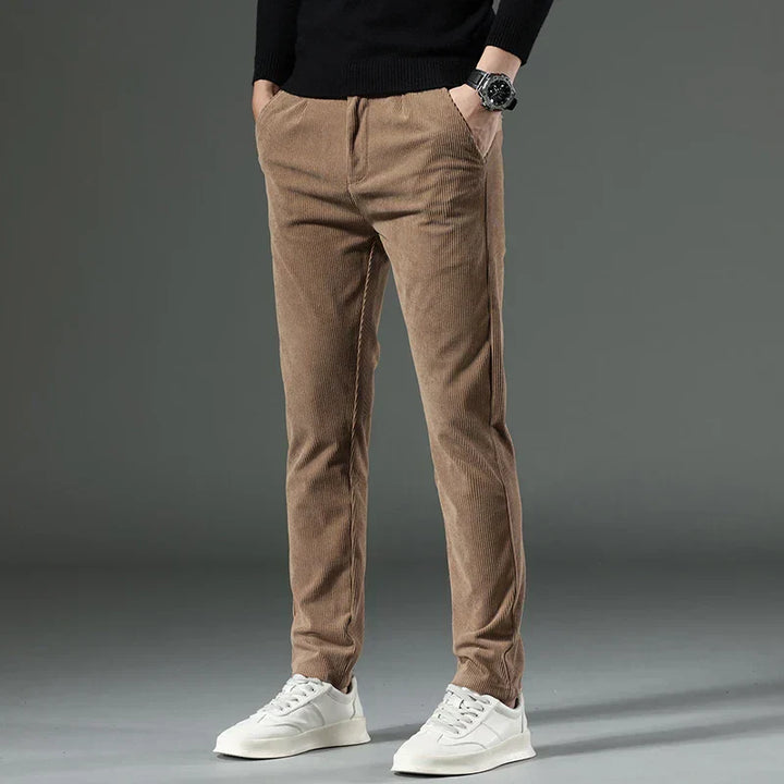 Chester | Cordhose für Herren im modernen Schnitt