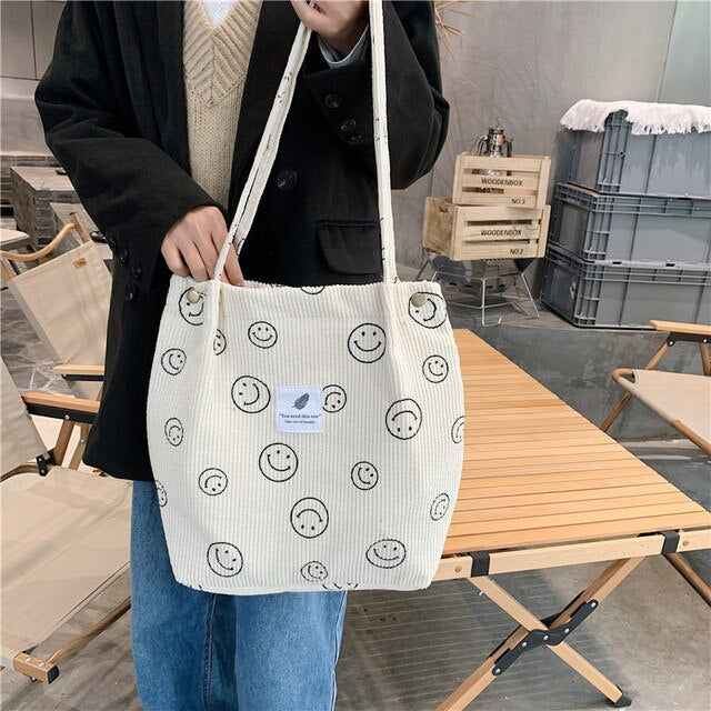 Jimena | Smiley-Tasche aus weichem Kordstoff