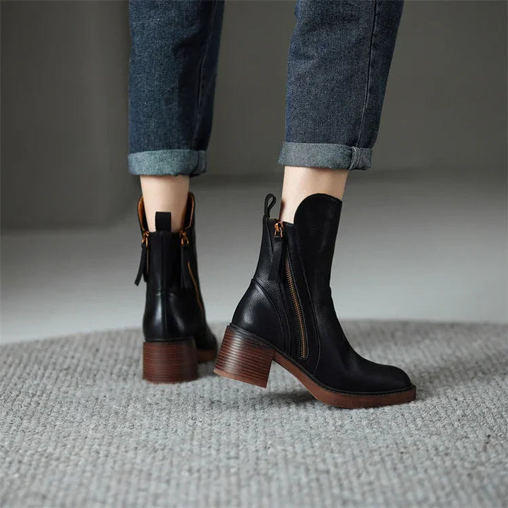 Helena | Elegante Lederstiefeletten mit modernem Design