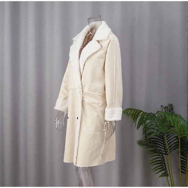 Lina | Warmer Wintermantel aus weichem Kunstpelzstoff