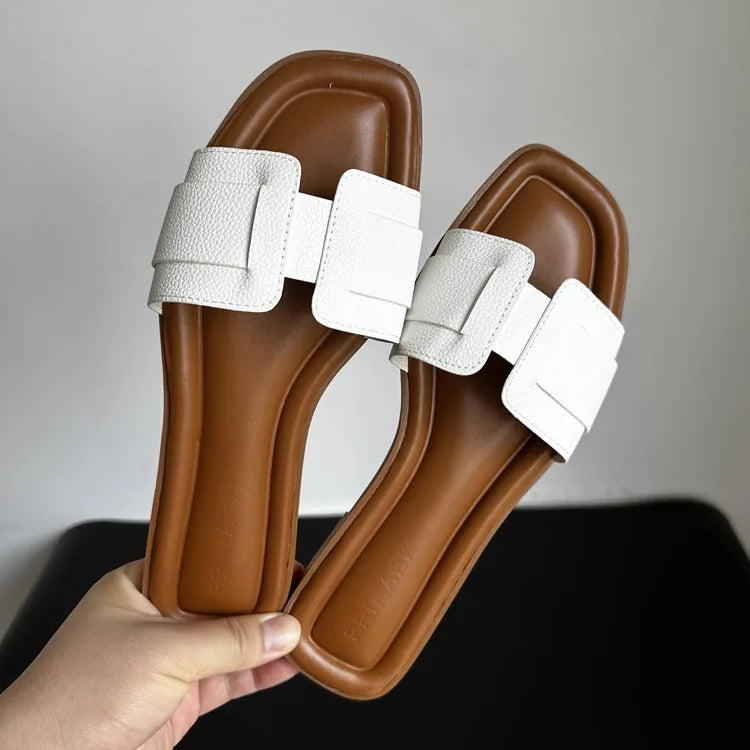 Helen | Flache Sandalen für stilvolle Sommerlooks