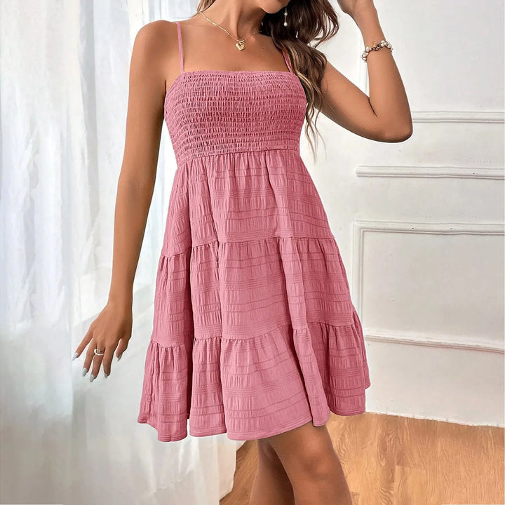 DAS SOMMERKLEID FÜR DEN STRAND
