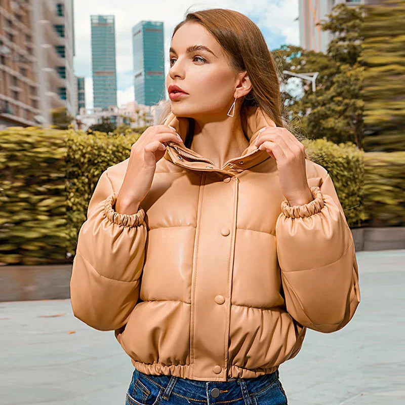 Julia | Klassische Bomberjacke im angesagten Design
