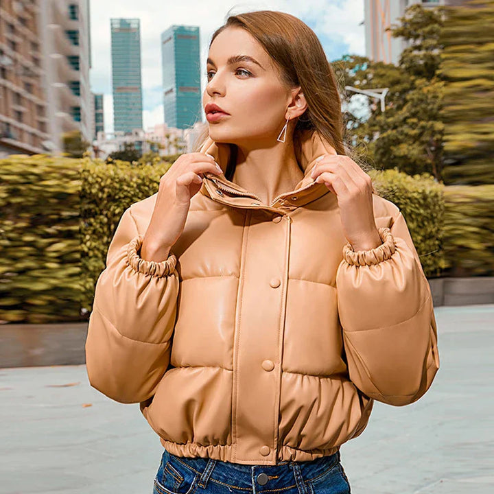 Julia | Klassische Bomberjacke im angesagten Design