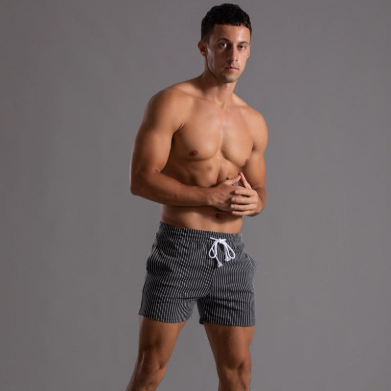 Alex Stylische gestreifte Shorts für lässige Sommerlooks