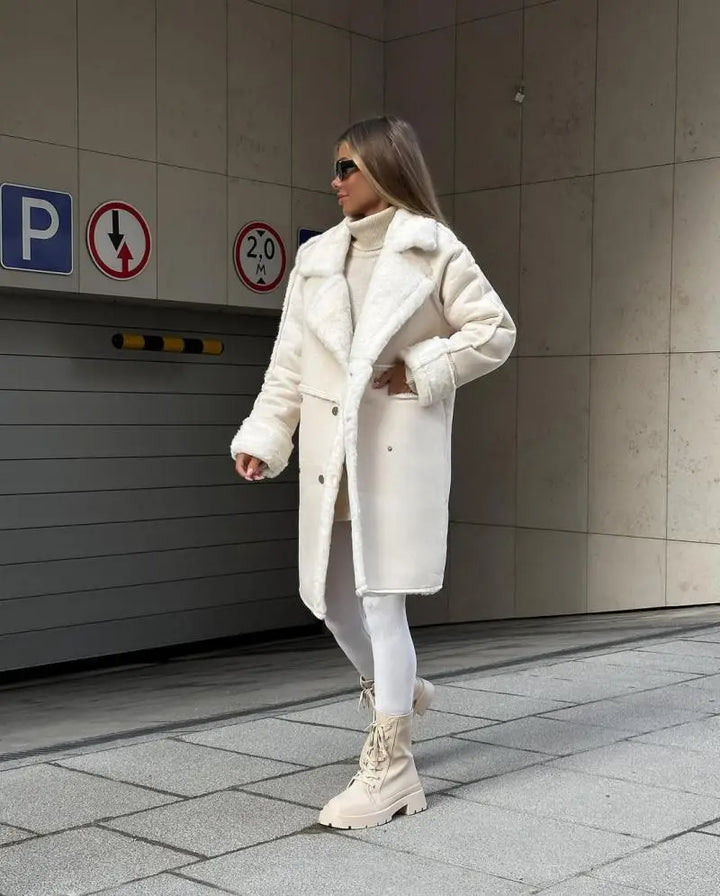 Lina | Warmer Wintermantel aus weichem Kunstpelzstoff