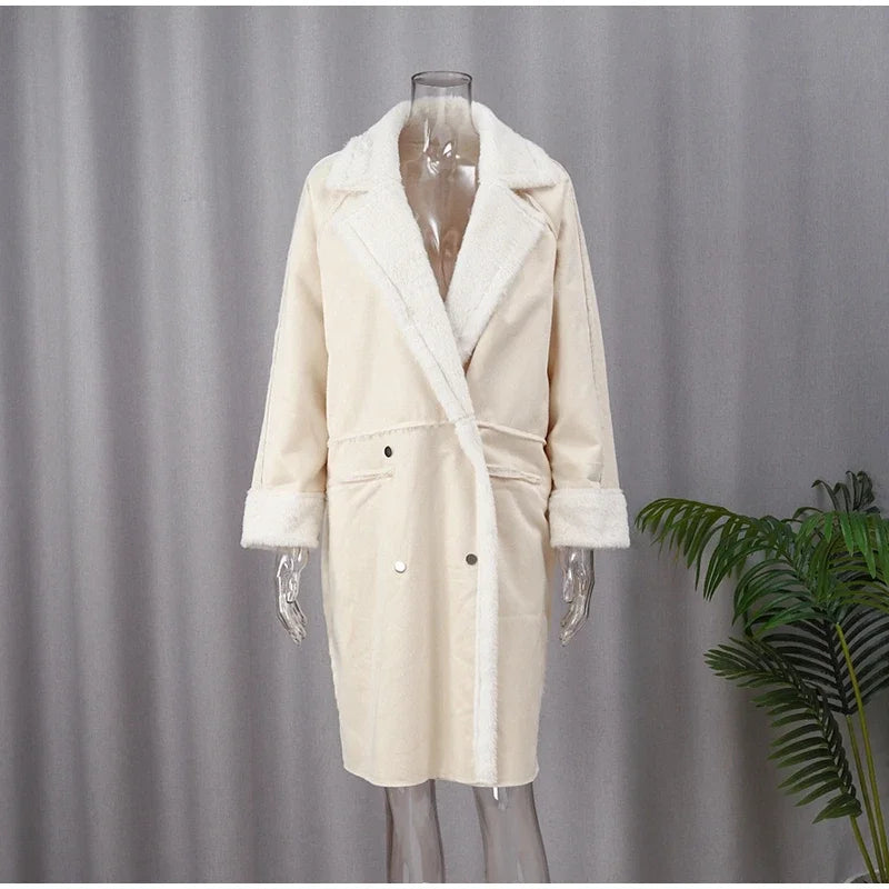 Lina | Warmer Wintermantel aus weichem Kunstpelzstoff