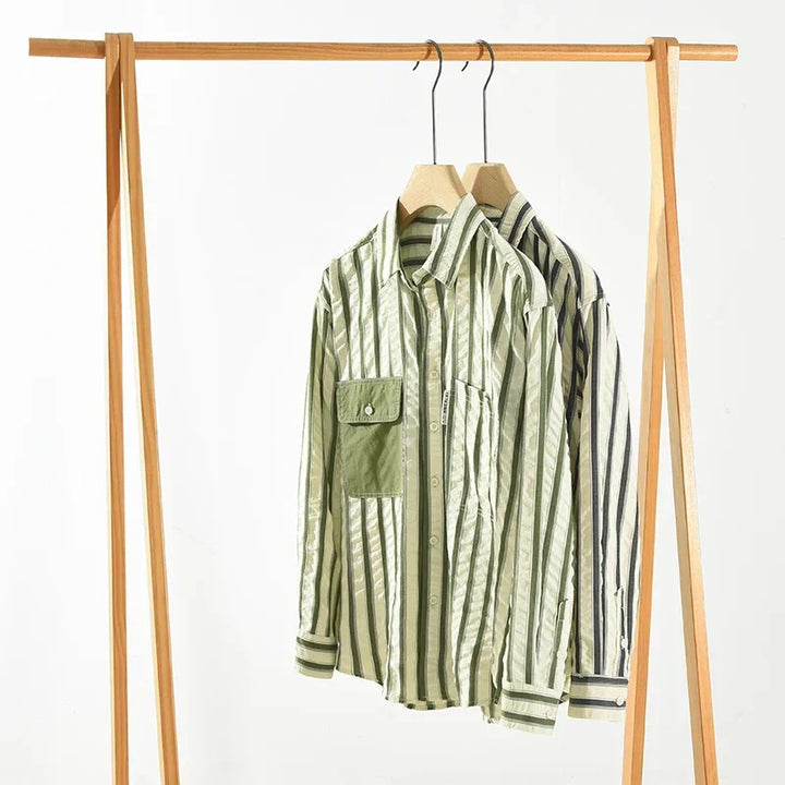 Latitude Stripes | Lässiges Button-Up in Übergröße