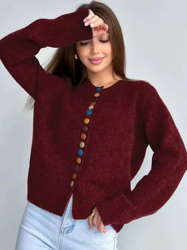 Victoria | Eleganter Damen Cardigan mit dekorativen Knöpfen