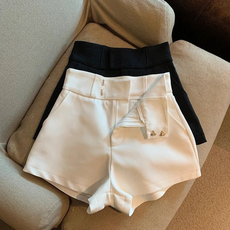Schlanke schwarze Anzugshose für Business und Abendanlässe
