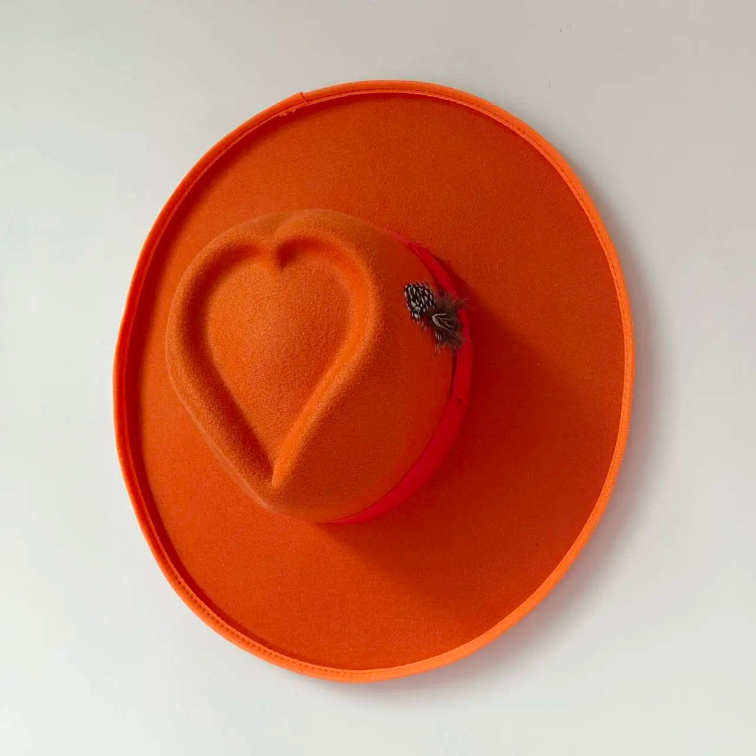 Amore Fedora Herz Hut für romantische Sommerlooks