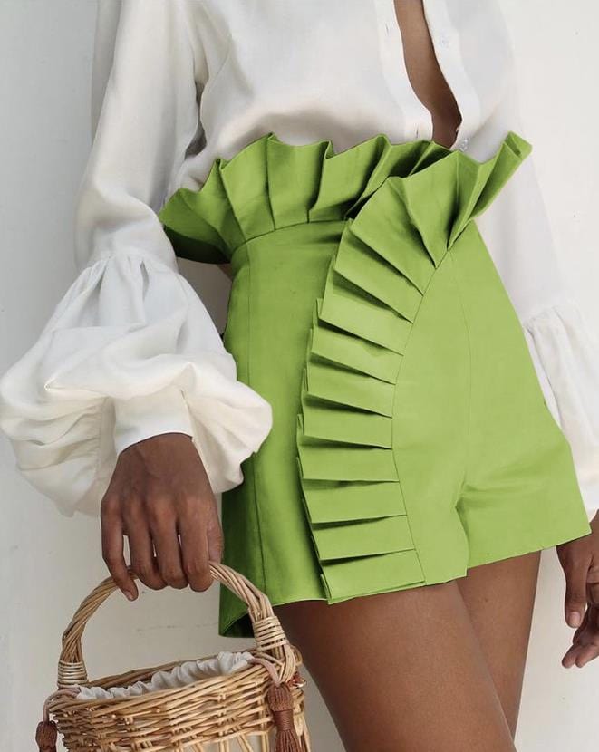 Belinda Ruffle Shorts für einen luftigen und verspielten Sommerlook