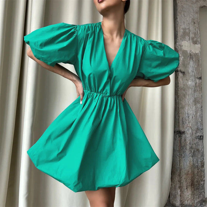 Celia | Kleid mit Puffärmeln und V-Ausschnitt