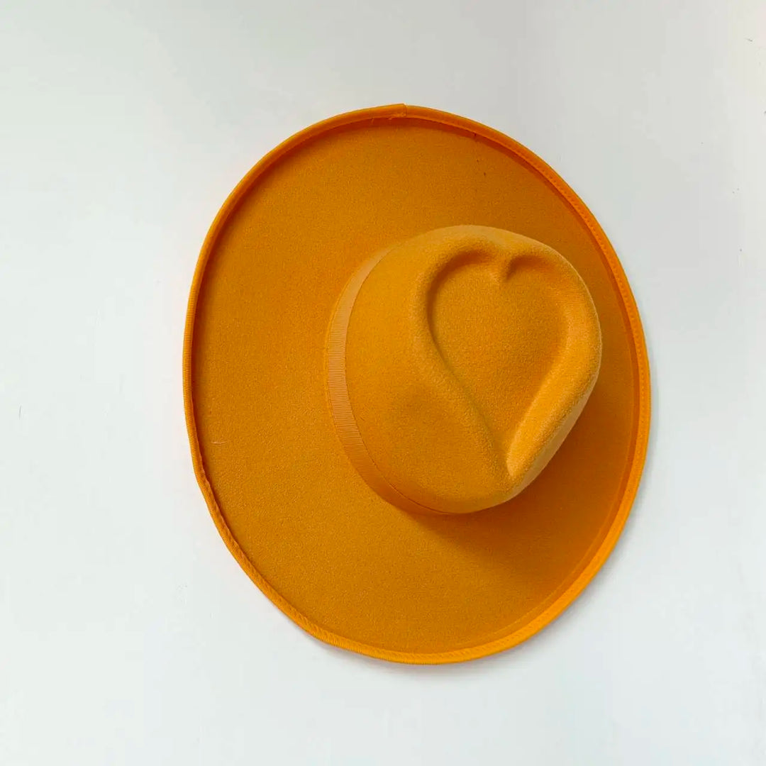 Amore Fedora Herz Hut für romantische Sommerlooks