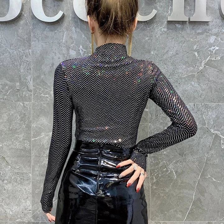 Glänzendes Damen-Rollkragen-Shirt mit eleganter Optik