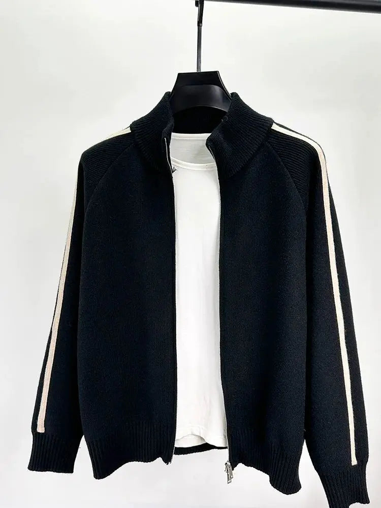 Alden Crown | Designer-Strickjacke im modernen Look