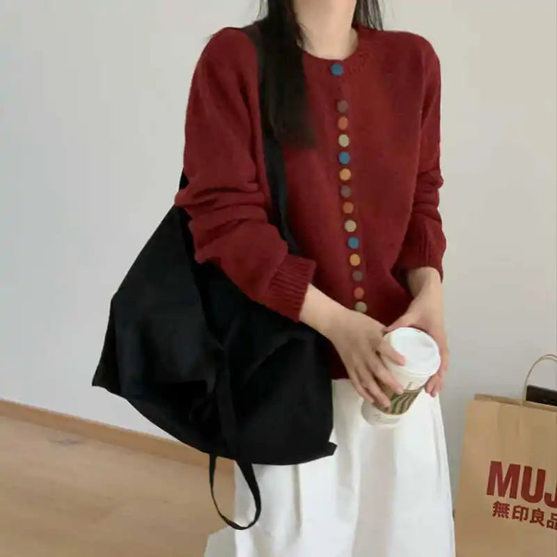 Elena | Feiner Strickcardigan mit edlen Details
