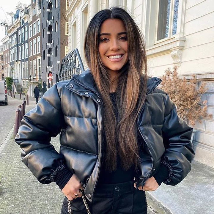Julia | Klassische Bomberjacke im angesagten Design