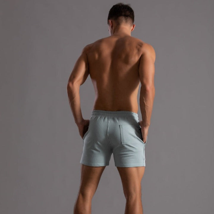 Alex Stylische gestreifte Shorts für lässige Sommerlooks