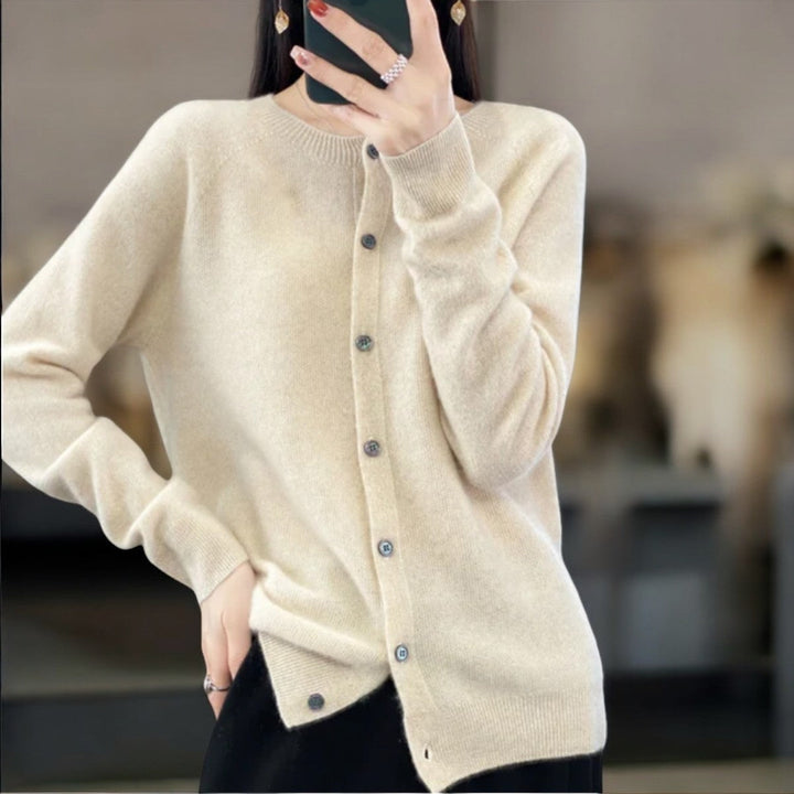 Adeline | Kuschelige Wolljacke aus Strickmaterial