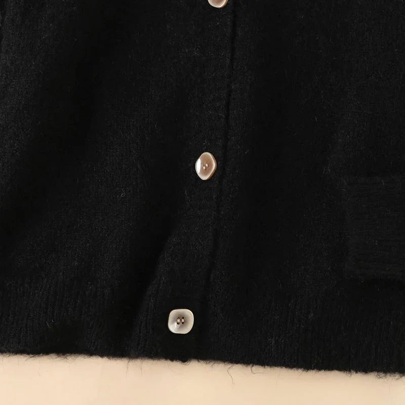 Luxuriöse Kaschmir-Woll-Strickjacke mit Taschen