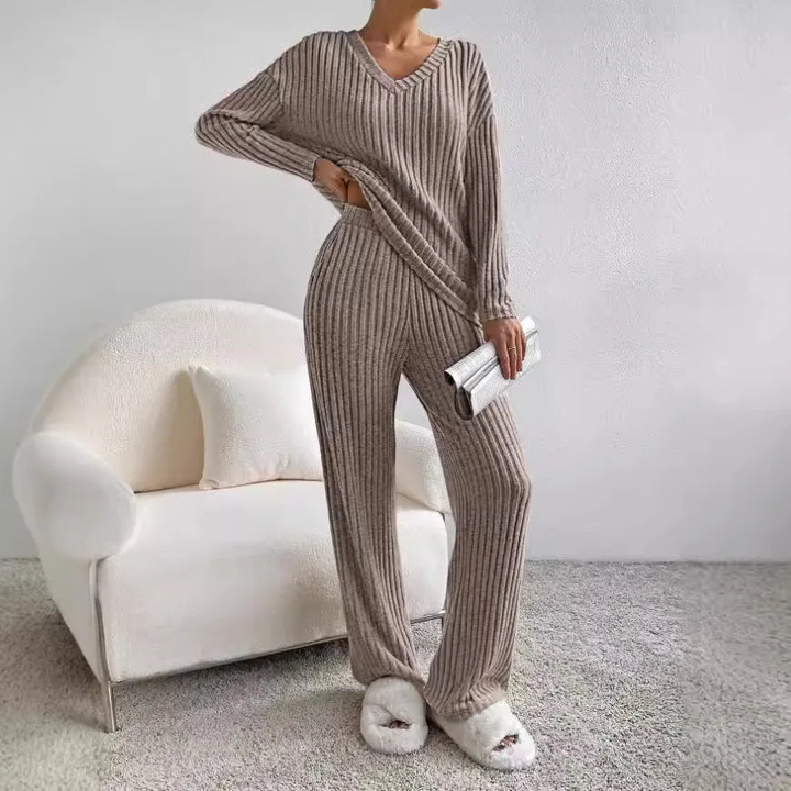 Alina | Zweiteiliges Strick-Set im modernen Design