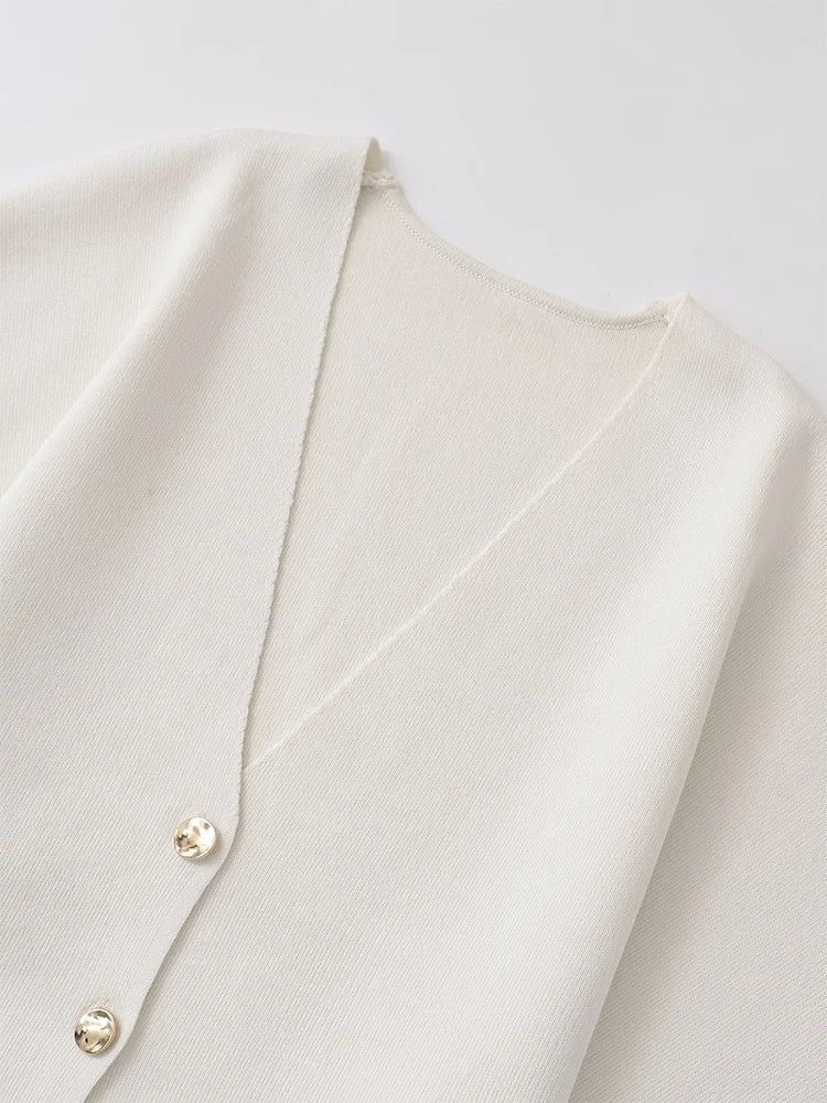 Lina | Minimalistische Bluse mit Knopfleiste