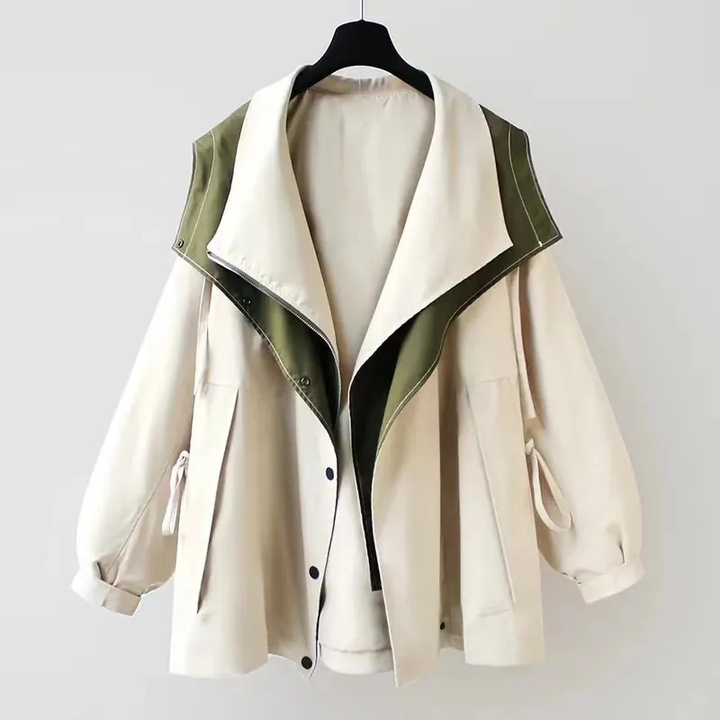 Clara | Leichte Windjacke für aktive Alltagstage