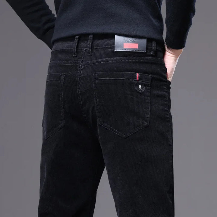 Maximilian | Monark-Hose im modernen Design