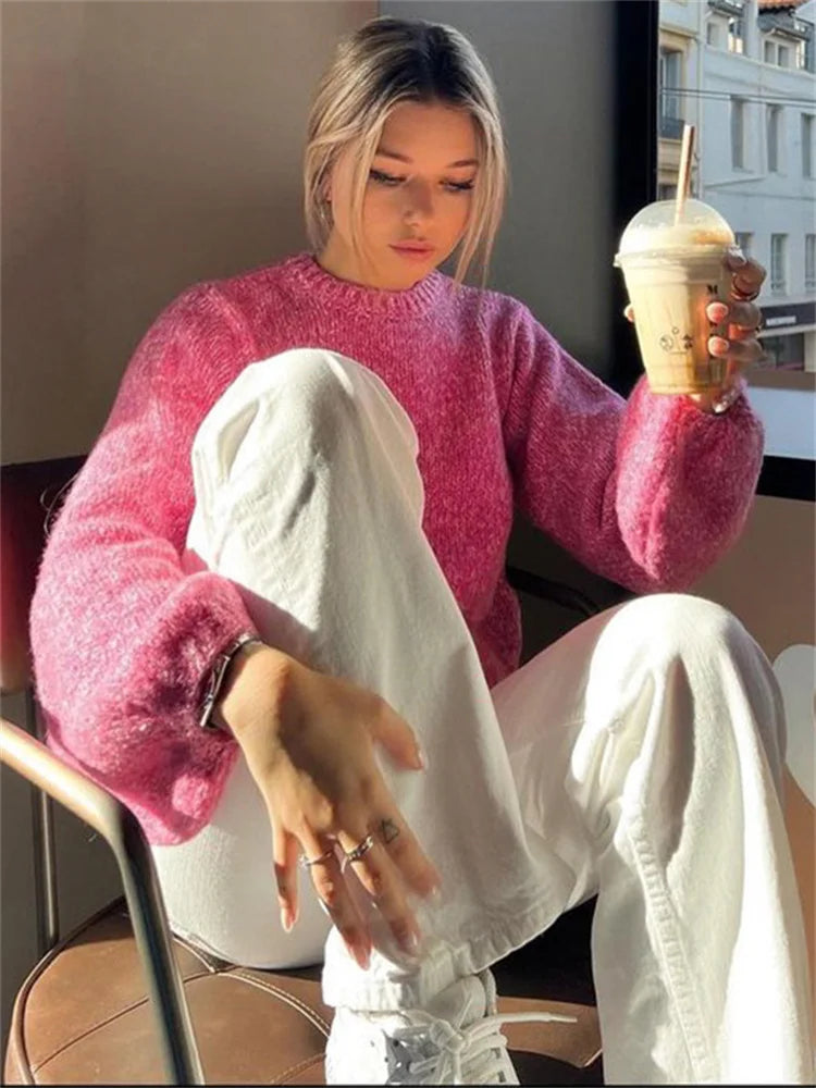 Melanie | Rückenfreier Damenpullover mit modernem Schnitt