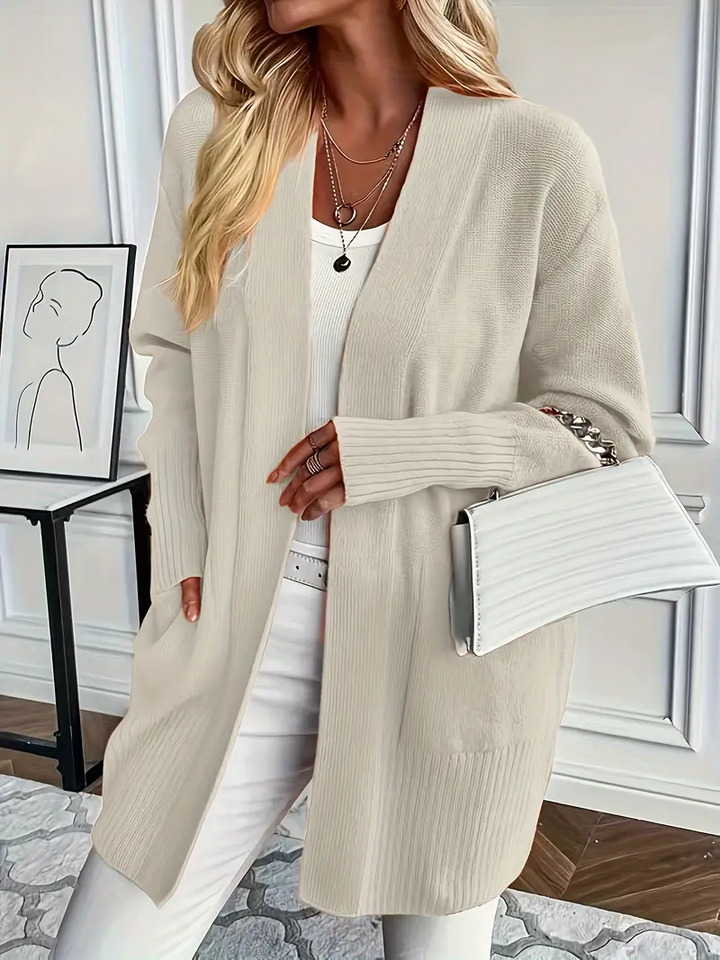 Helena | Klassische Strickjacke für täglichen Gebrauch